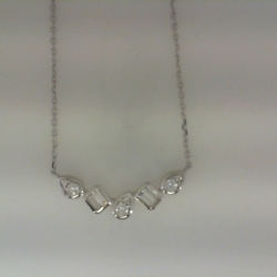 Necklace thumbnail 1