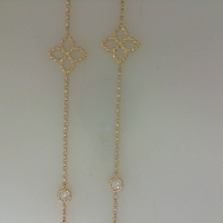 Necklace thumbnail 1